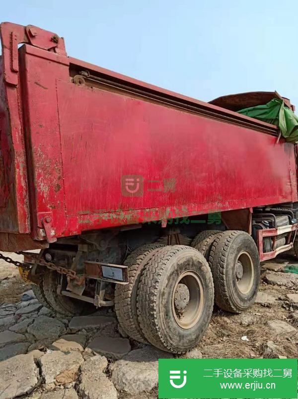 低價轉(zhuǎn)讓國三豪沃自卸車 340馬力 后八輪