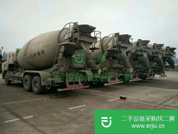 轉讓二手的19年歐曼大14方，l 9上裝攪拌車
