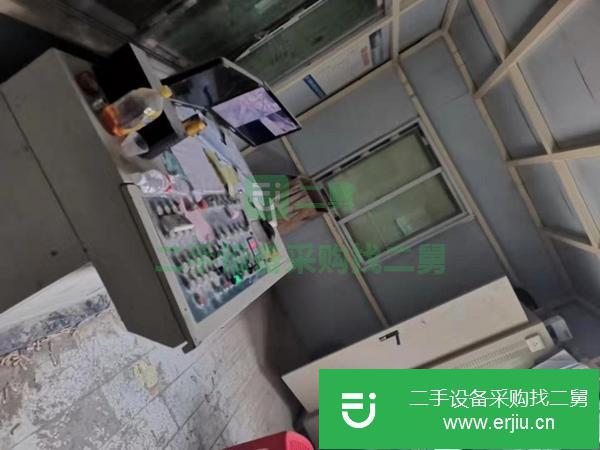 轉讓雙90攪拌站帶10個100噸水泥罐子