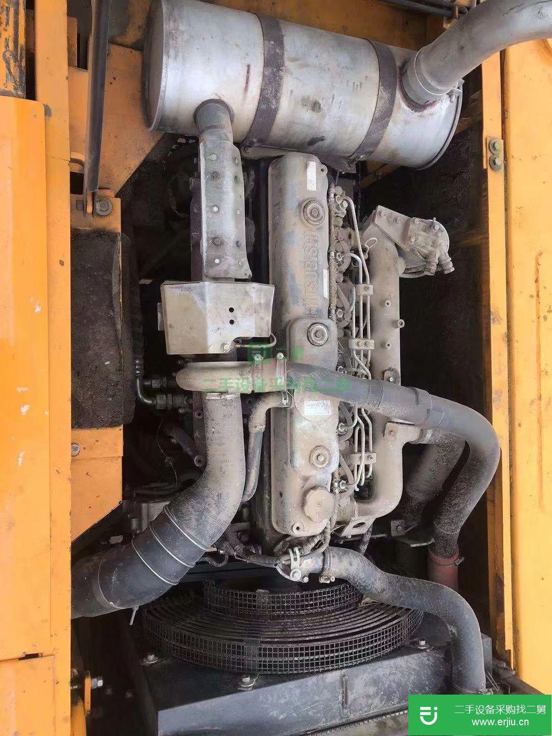 急售三一重工 SY215C-9 二手挖掘機