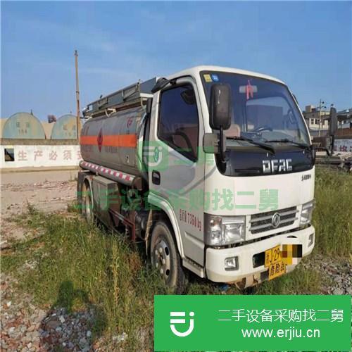 轉讓二手帶手續5噸8噸油罐車