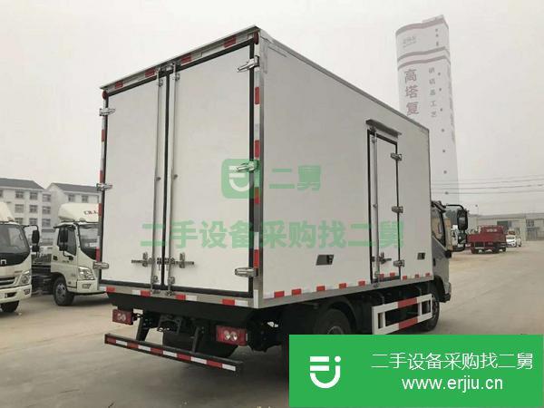 出售4米2福田歐馬可肉鉤冷藏車