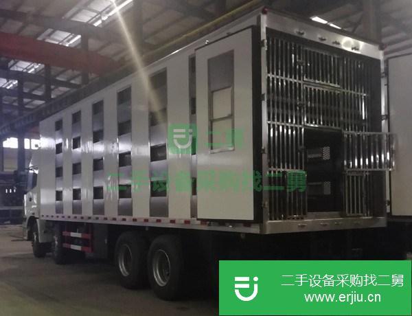 東風天龍前四后八畜禽運輸車可分期