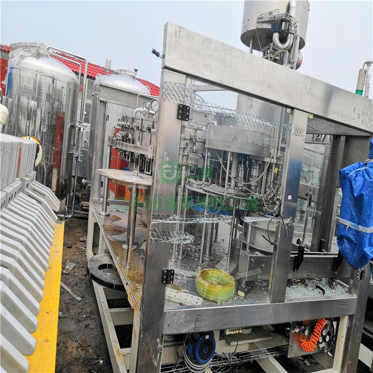 出售二手灌裝機 三合一全自動灌裝機28頭 價格優(yōu)惠