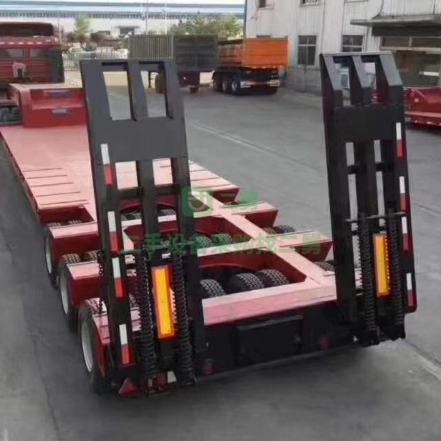 出售標箱側翻，購機板，蒼藍，展翼車，后翻，等半掛車