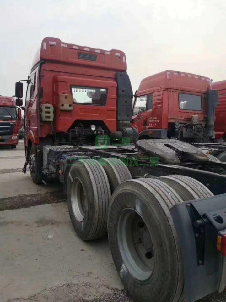解放J6P牽引車低價轉讓