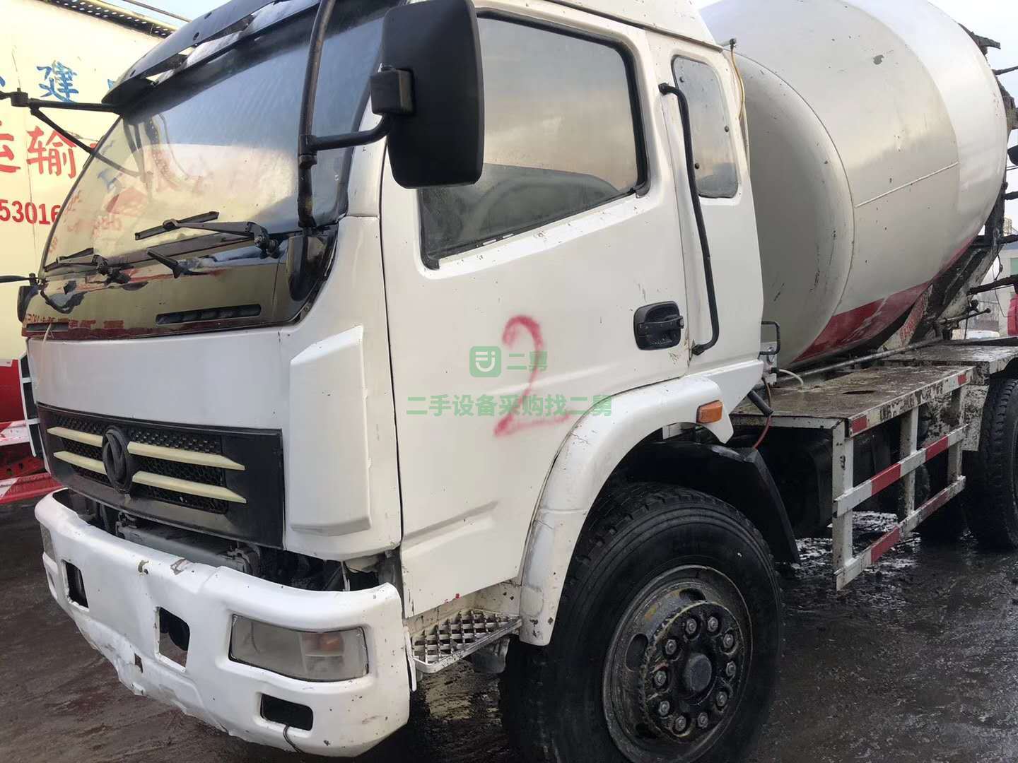 轉讓二手小型攪拌車 便宜處理6方二手攪拌罐車