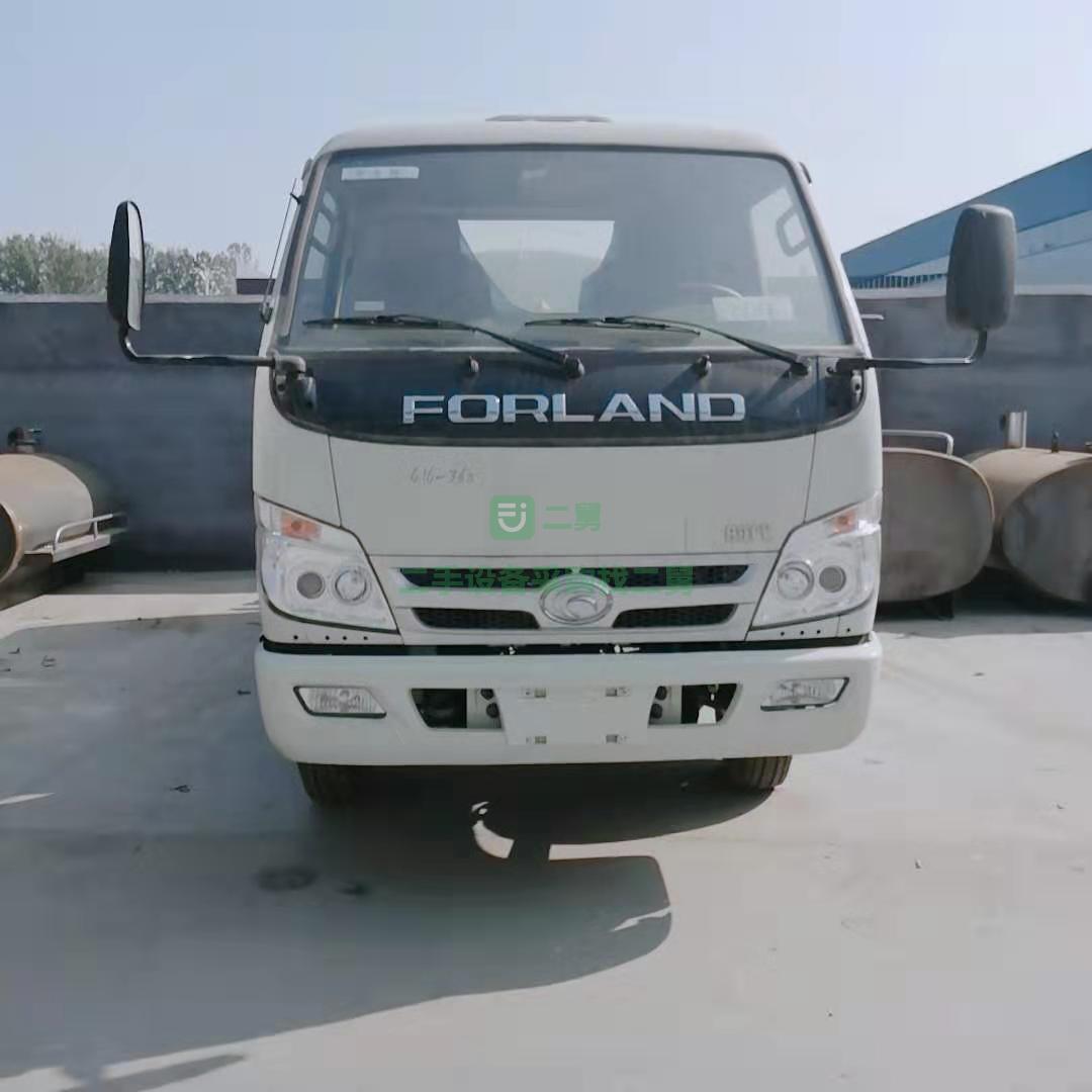 三輪灑水車