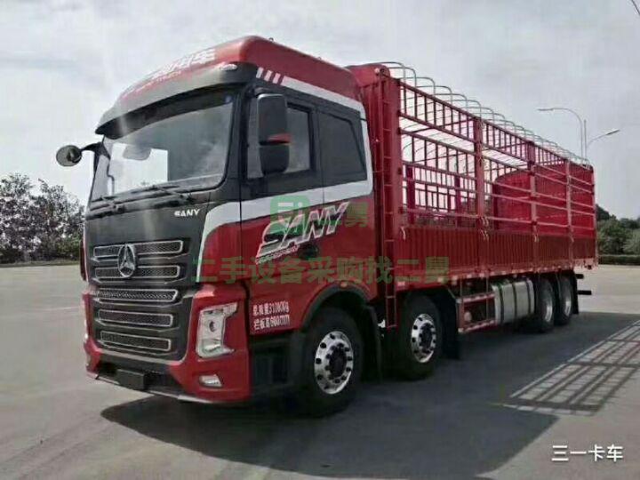 出售前四后八三一重卡牽引車430馬力