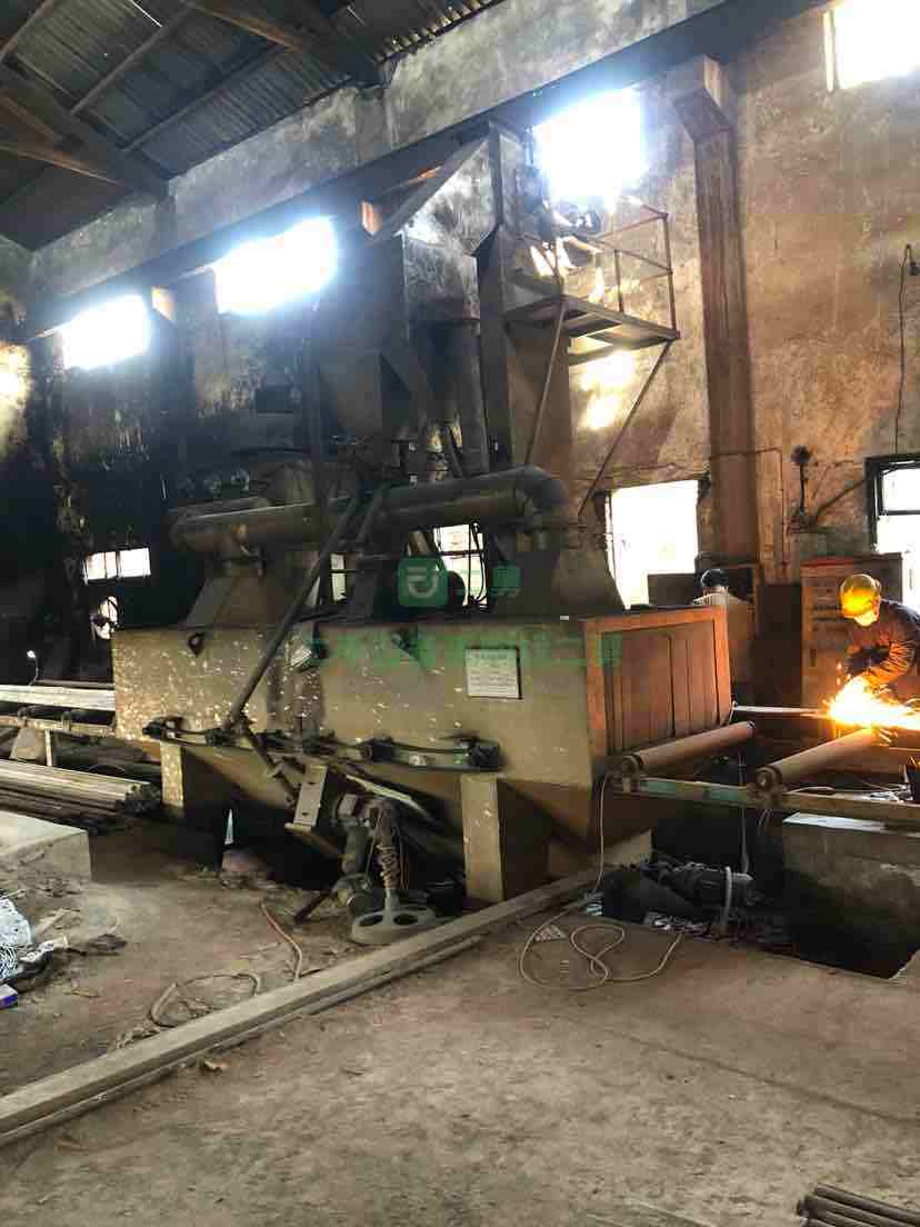 HP126-4輥道通過式拋丸機