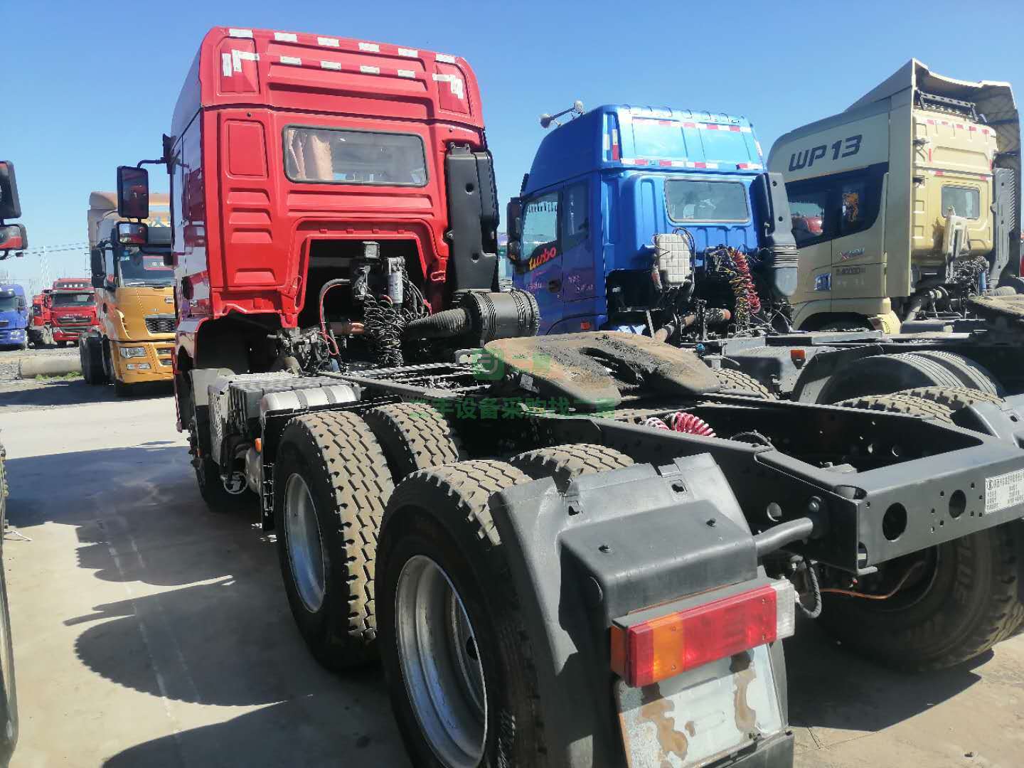19年德龍新M3000出售國(guó)五雙驅(qū)牽引車(chē)