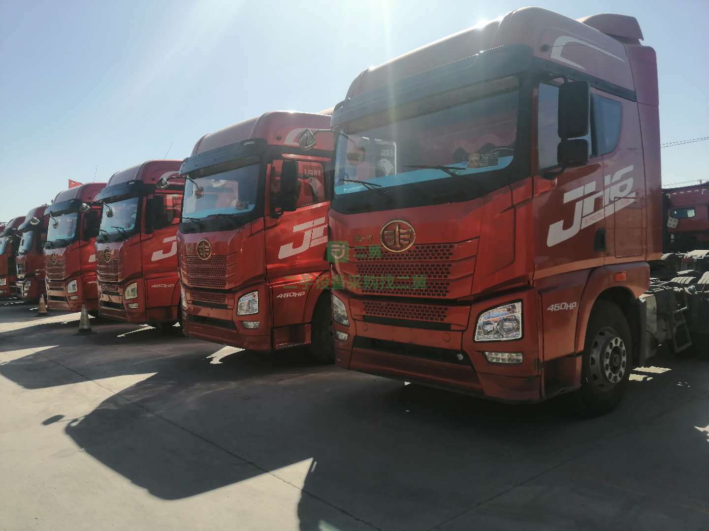 17年五月份解放JH6 牽引車(chē)出售