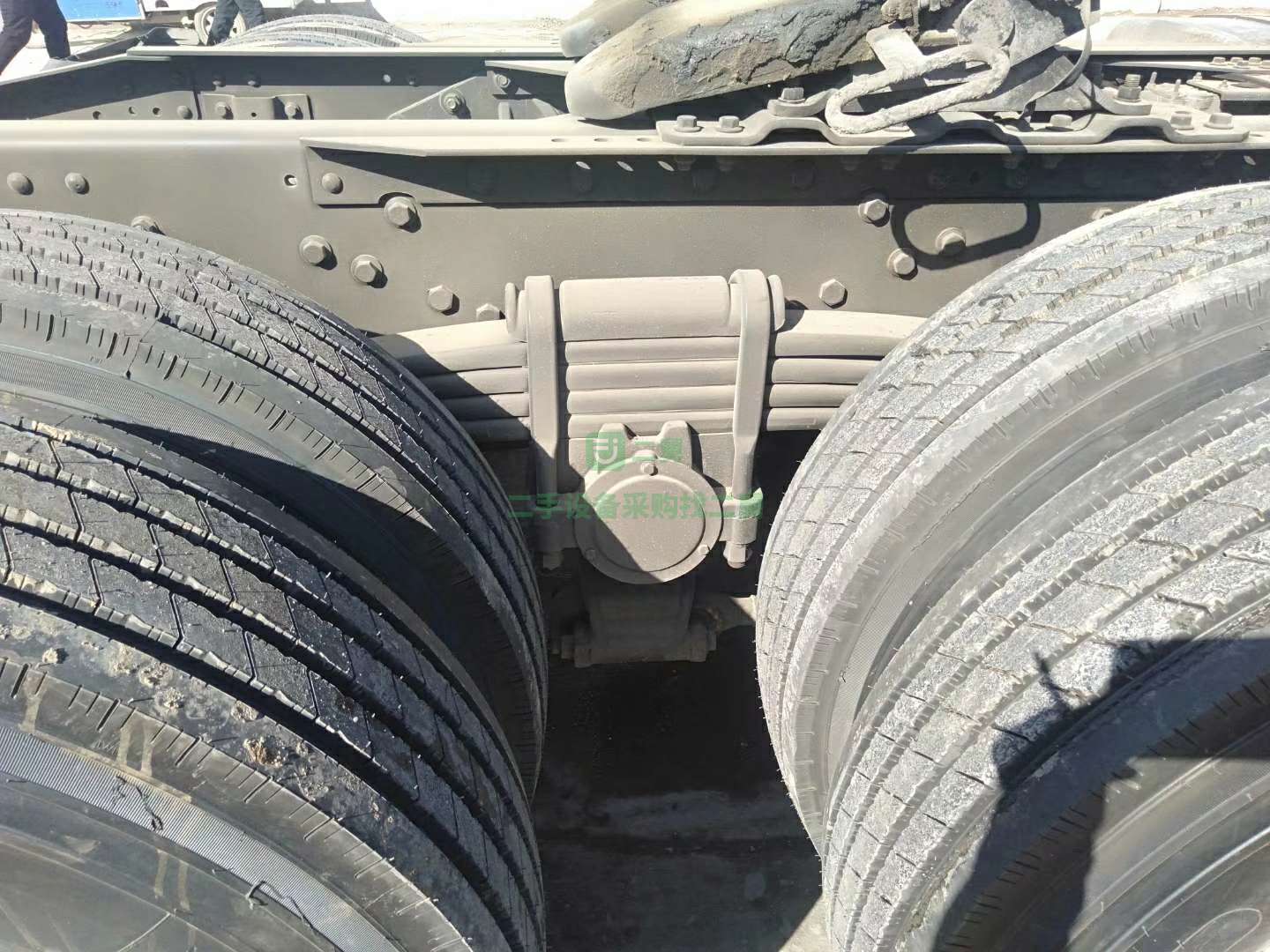 J6P460解放領航版牽引車出售