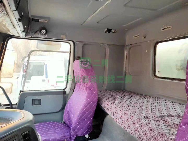 個人低價轉讓17年國五二手攪拌罐車