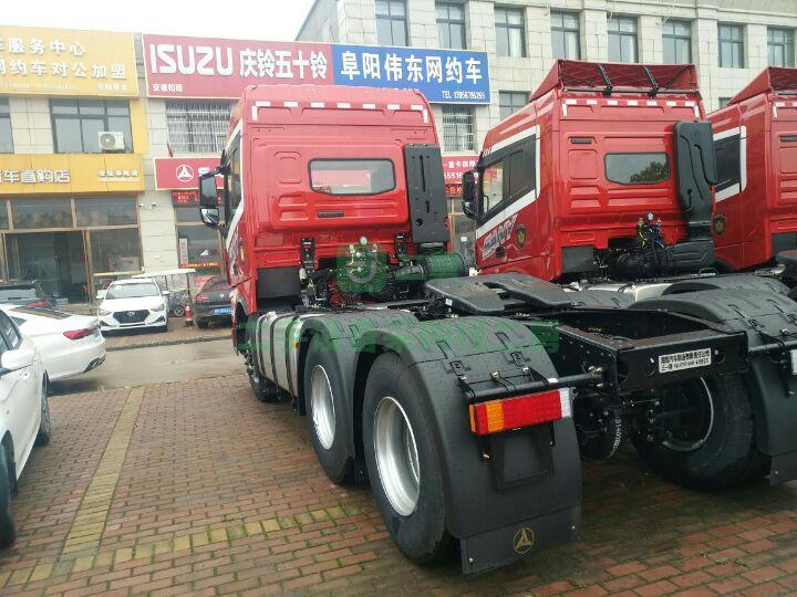 三一牽引車460馬力