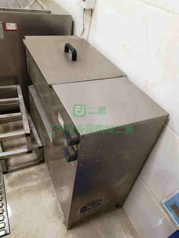 香腸工坊旗艦店設備對外低價轉讓處理煙熏爐灌腸機絞肉機拌餡機
