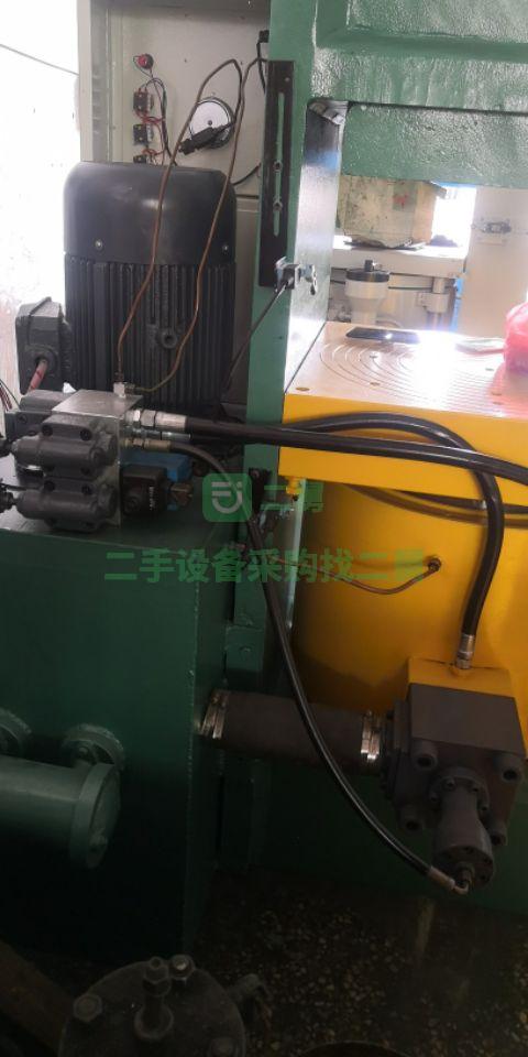 500T康思達框架式下缸油壓機，工作臺左右700前后670，