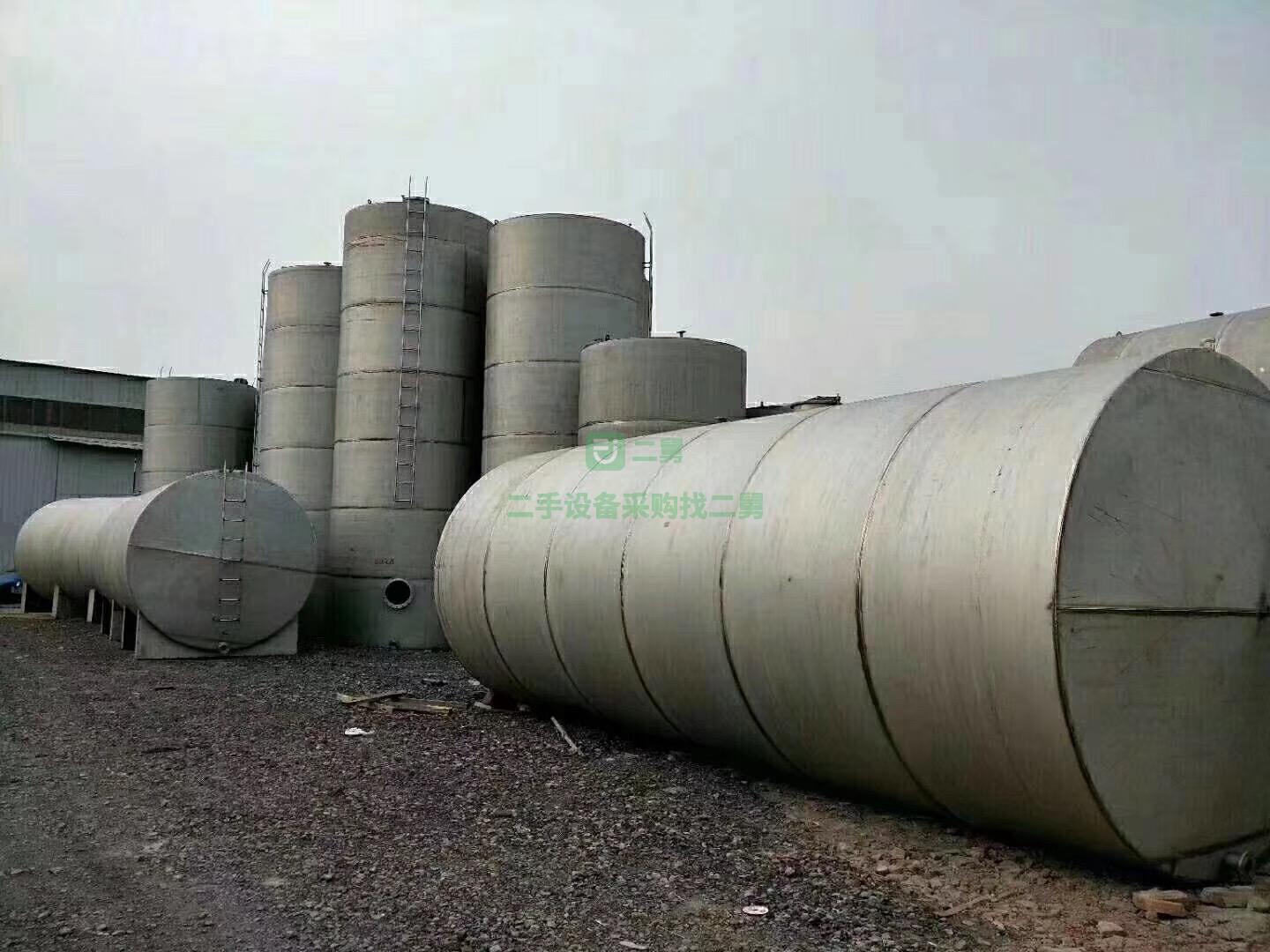 廠房低價出售全新不銹鋼儲罐設備