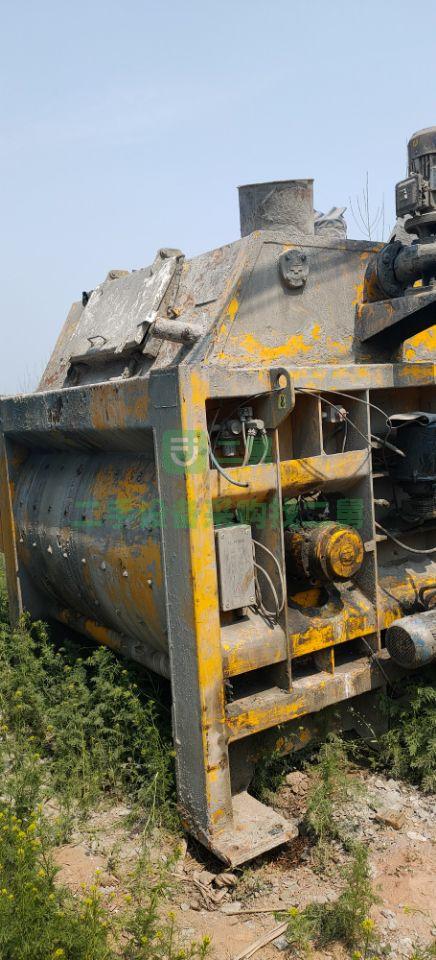 出售二手的九成新的中聯(lián)重科180樓攪拌機