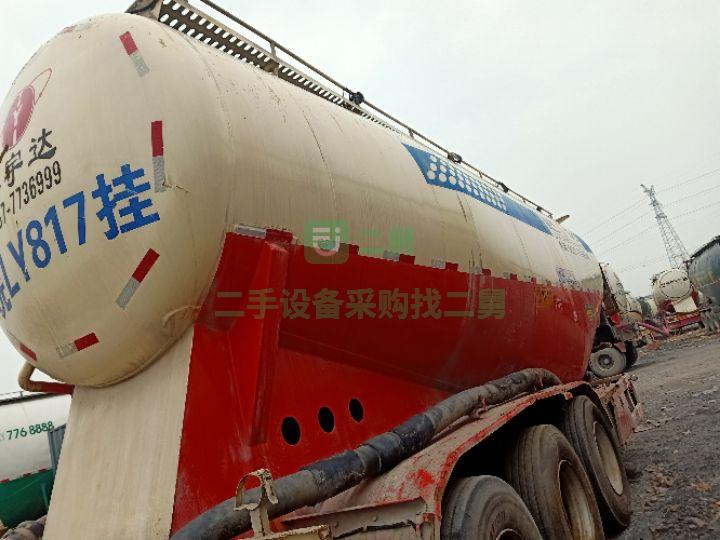出售2018年45方輕型散裝水泥罐車(chē)  高強(qiáng)板 手續(xù)齊全