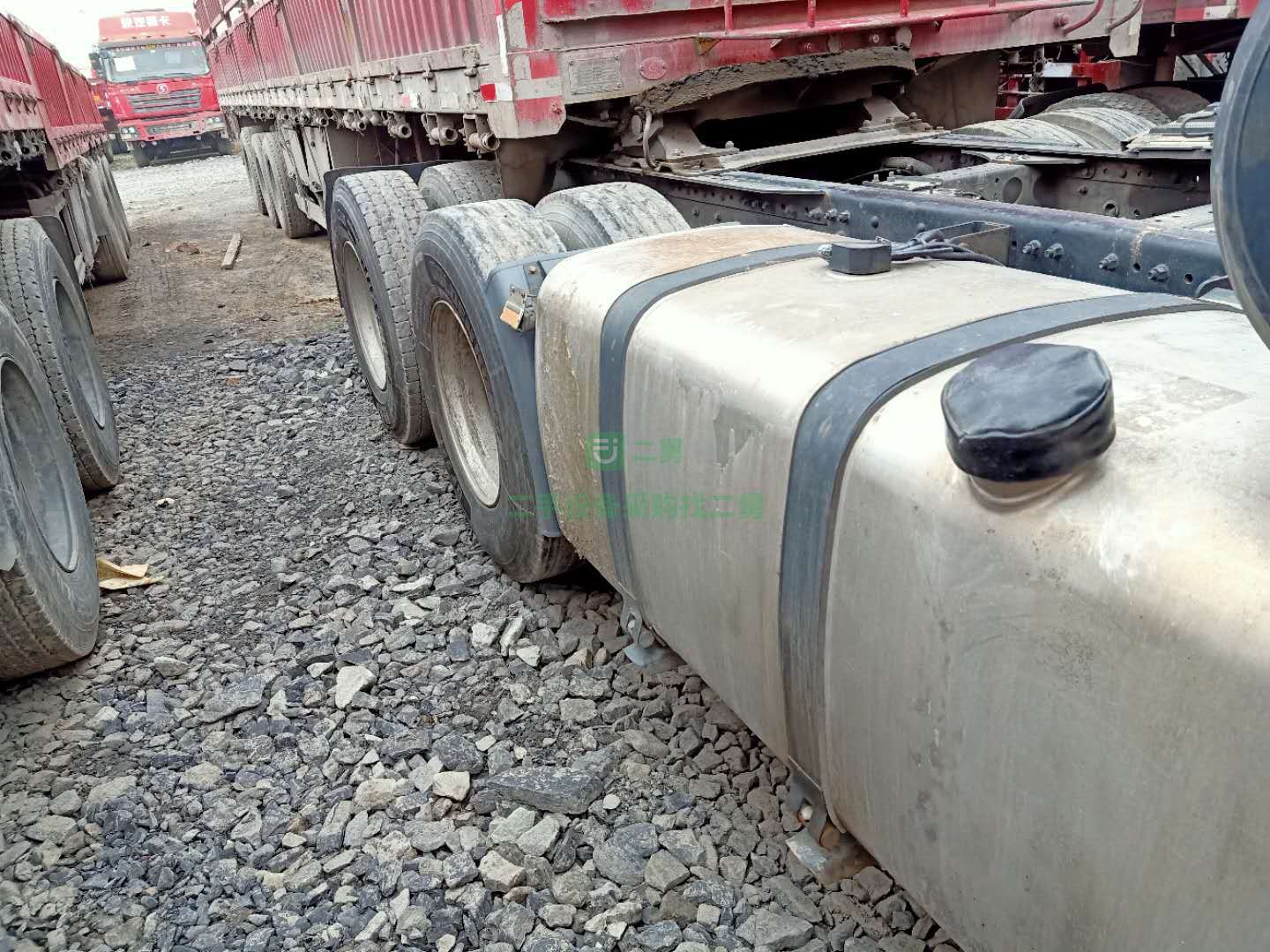 出售二手一汽解放J6P牽引車(chē)，國(guó)五排放，可分期