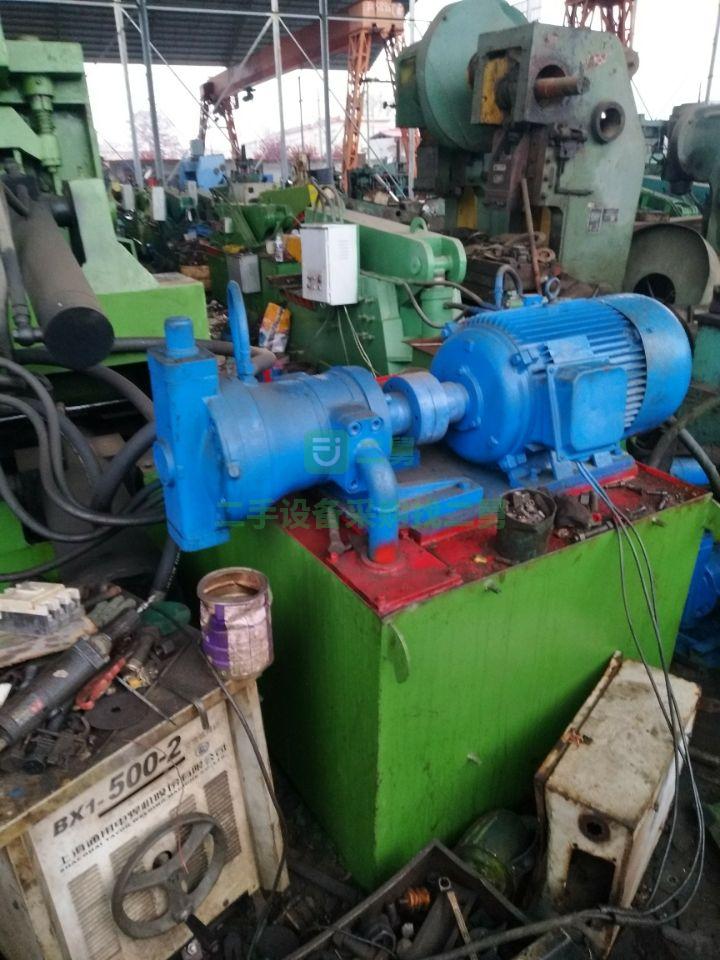出售二手江陰高德125壓塊機(jī)