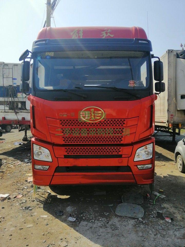 出售二手解放JH6牽引車