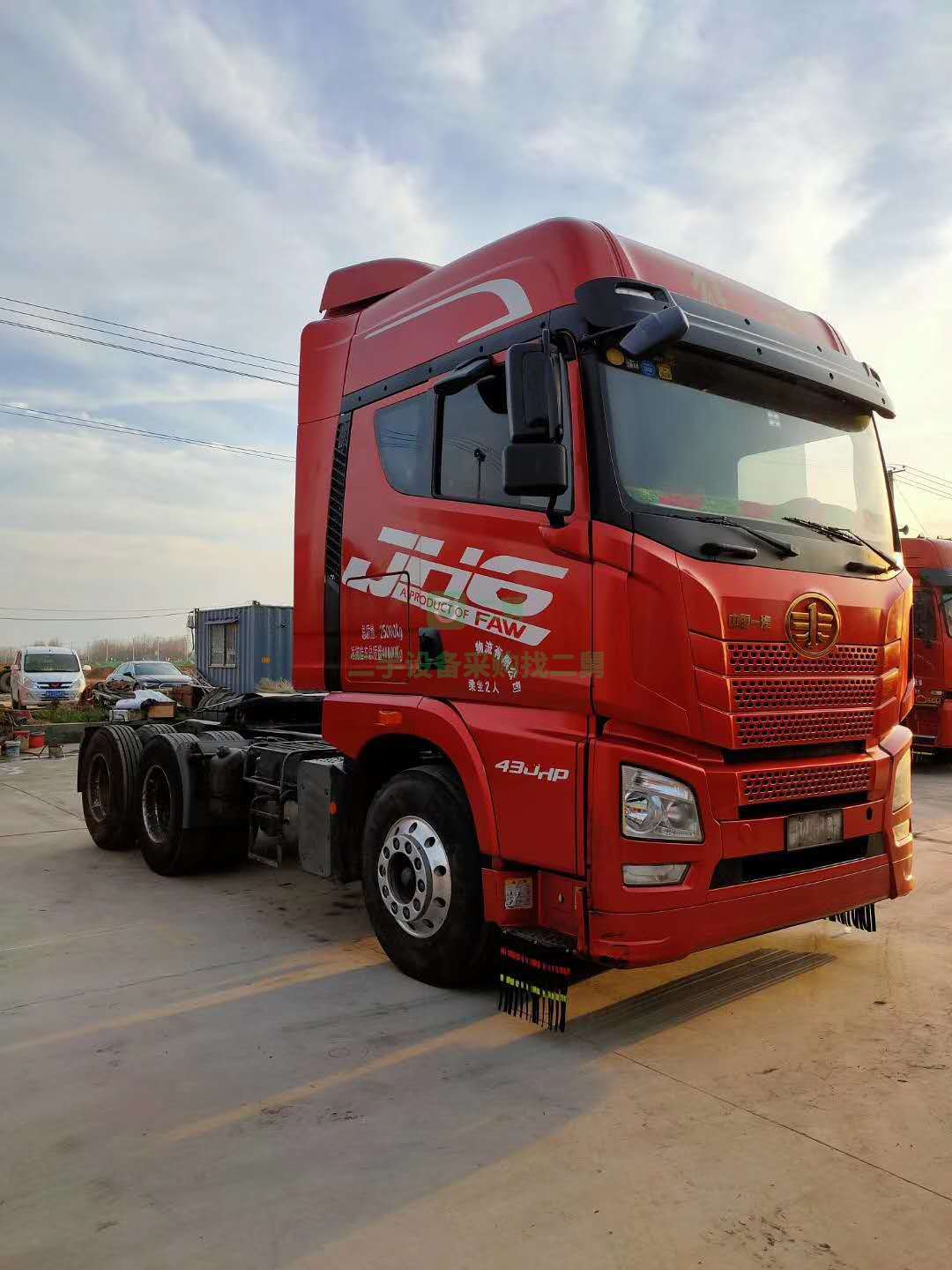 出售二手歐曼牽引車 半掛車 解放牽 引車半掛車 二手東風天 龍牽引車