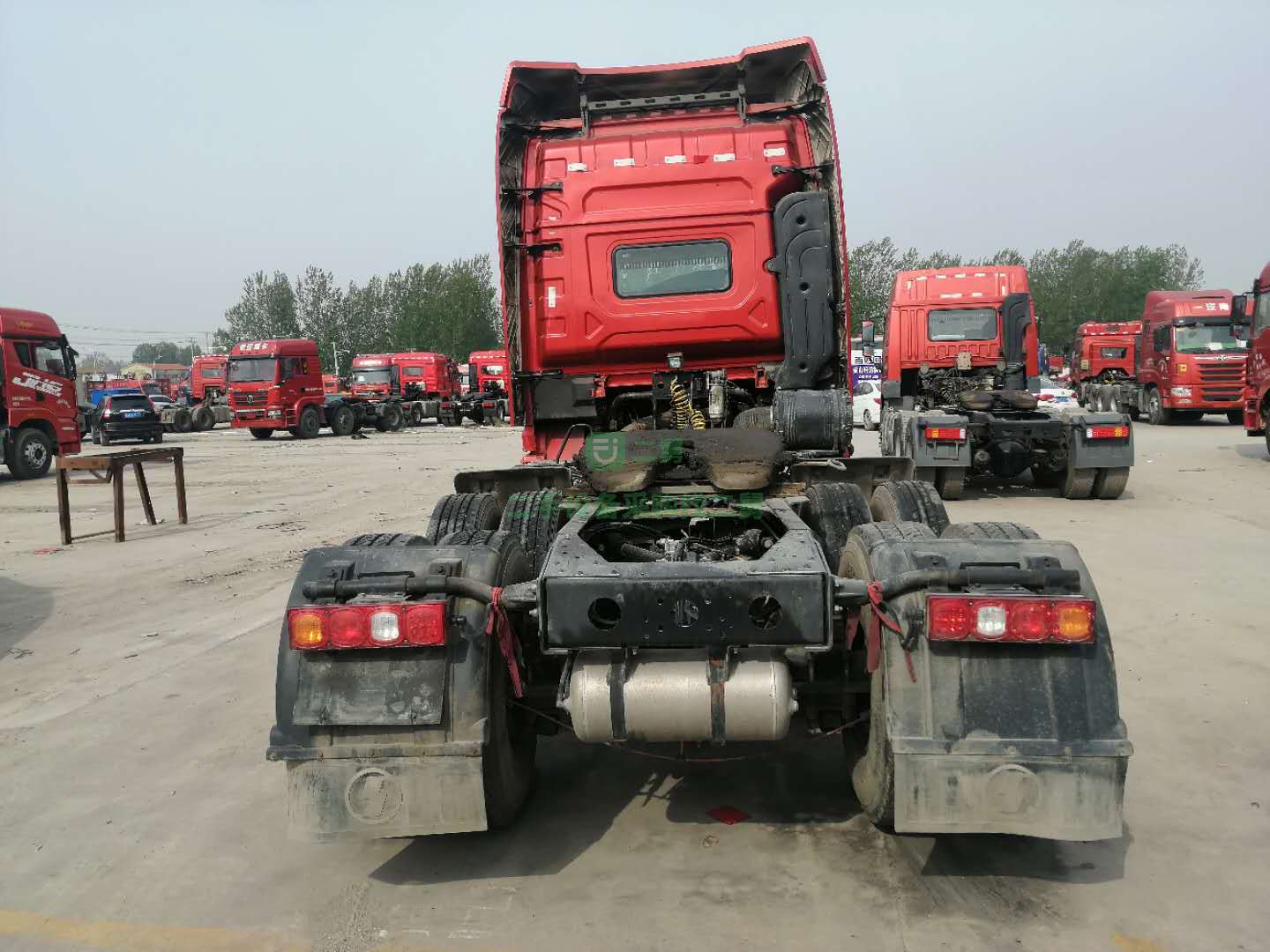 出售17年11月份德龍X3000牽引車，國五排放雙驅(qū)輕體，430馬力，帶液緩