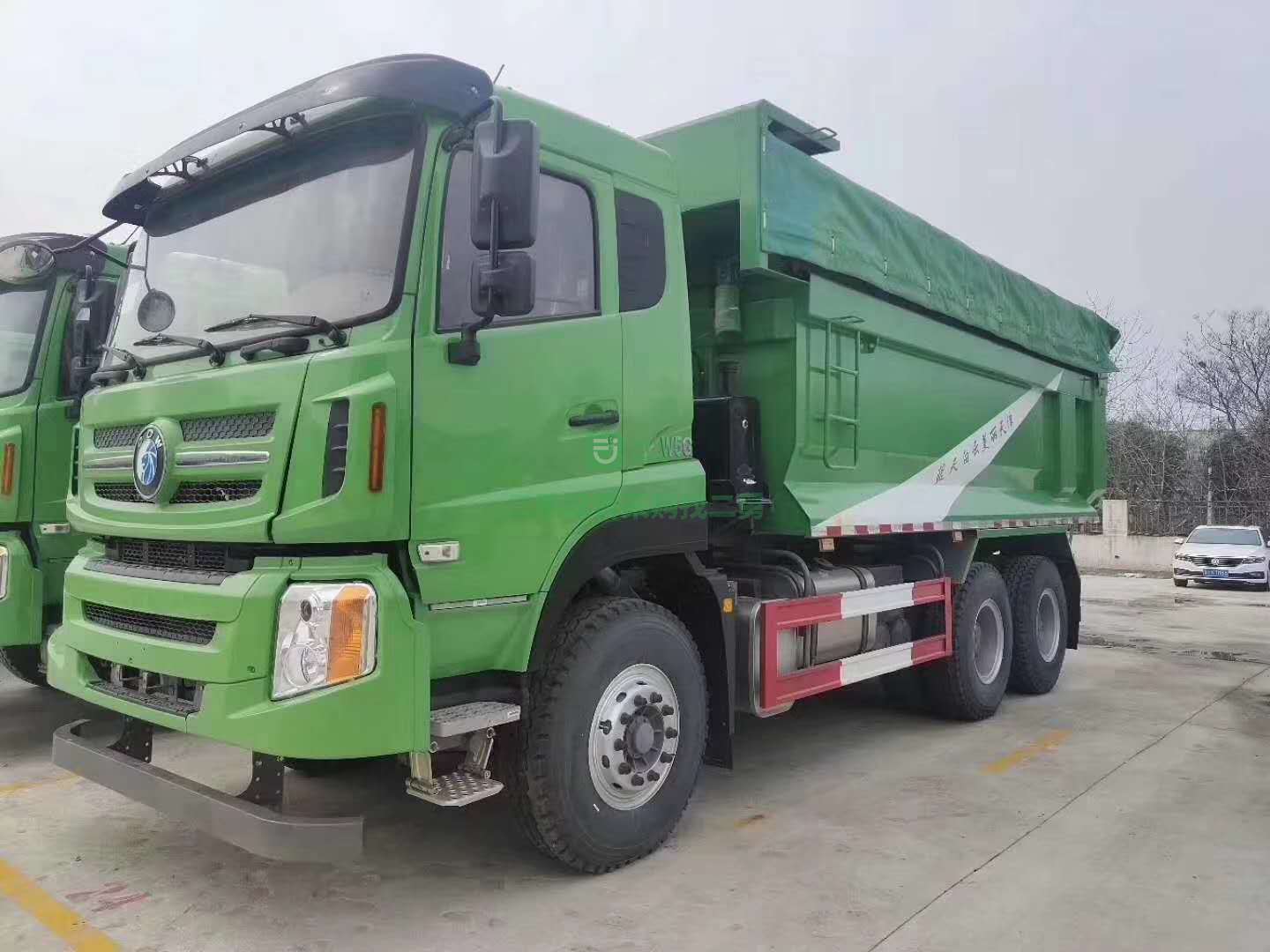 出售重汽王牌自卸車，380馬力