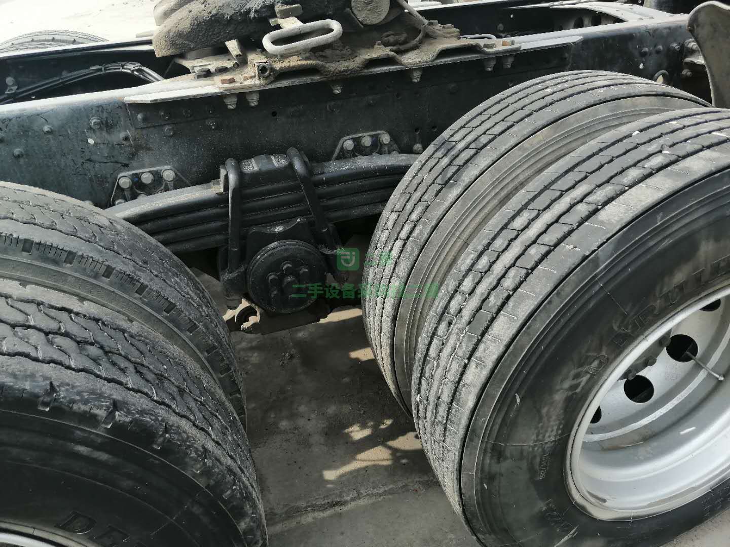 出售17年11月份德龍X3000牽引車，國五排放雙驅(qū)輕體，430馬力，帶液緩
