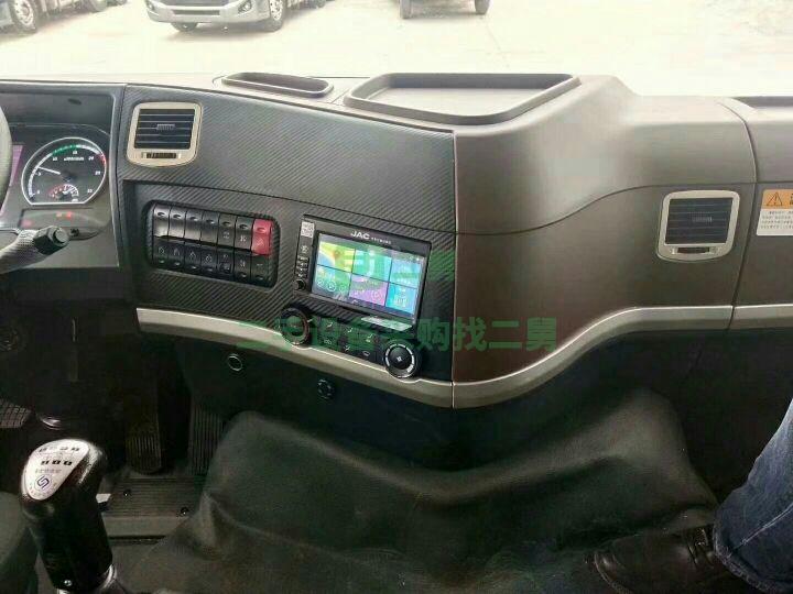 出售二手麒麟版A5牽引車