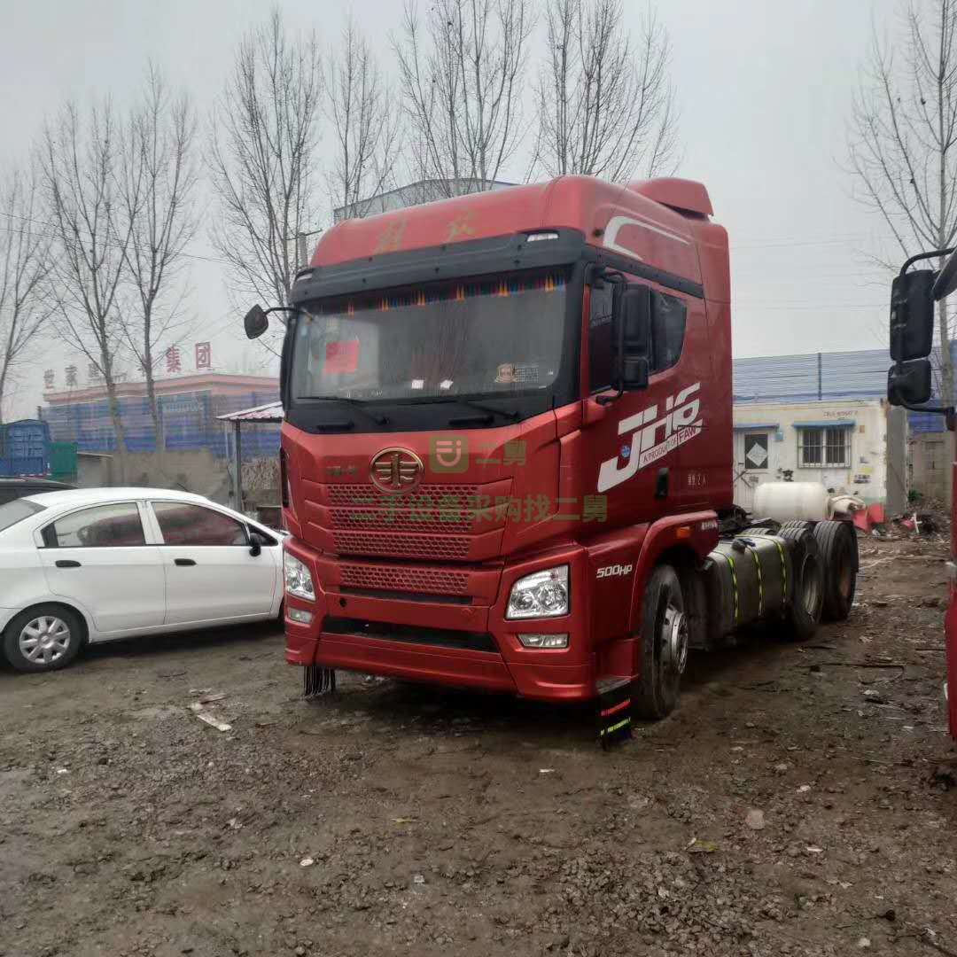 出售多款二手牽引車可分期 一汽解放牽引車