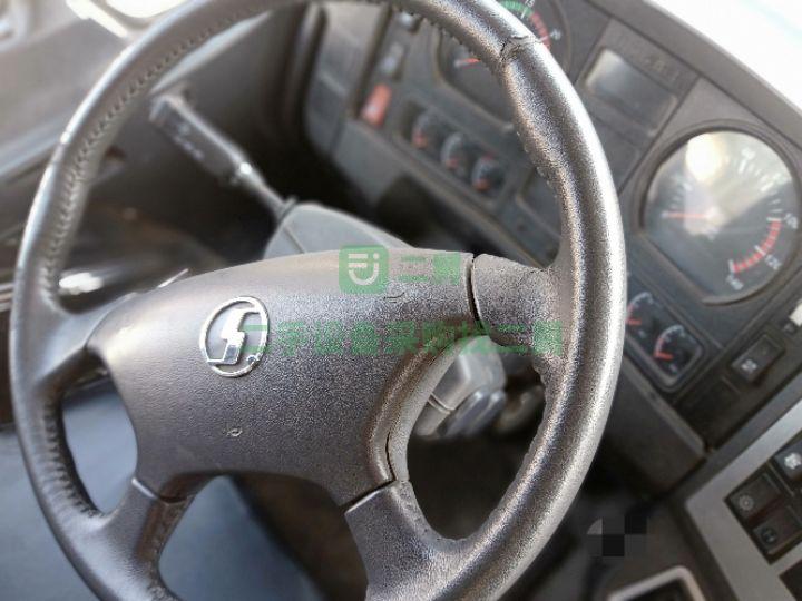 出售18年前四后八散裝水泥罐車 375馬力國五排放 可分期付款