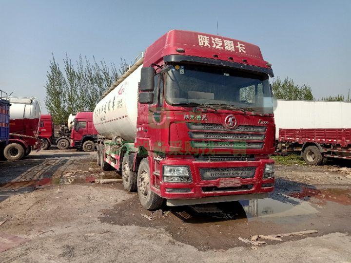 出售18年前四后八散裝水泥罐車 375馬力國五排放 可分期付款