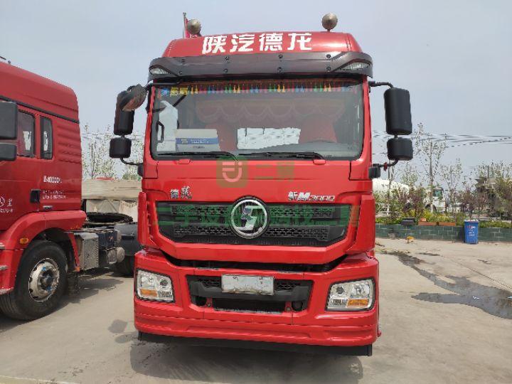 出售19年德龍新m3000/400馬力牽引車，國五排放