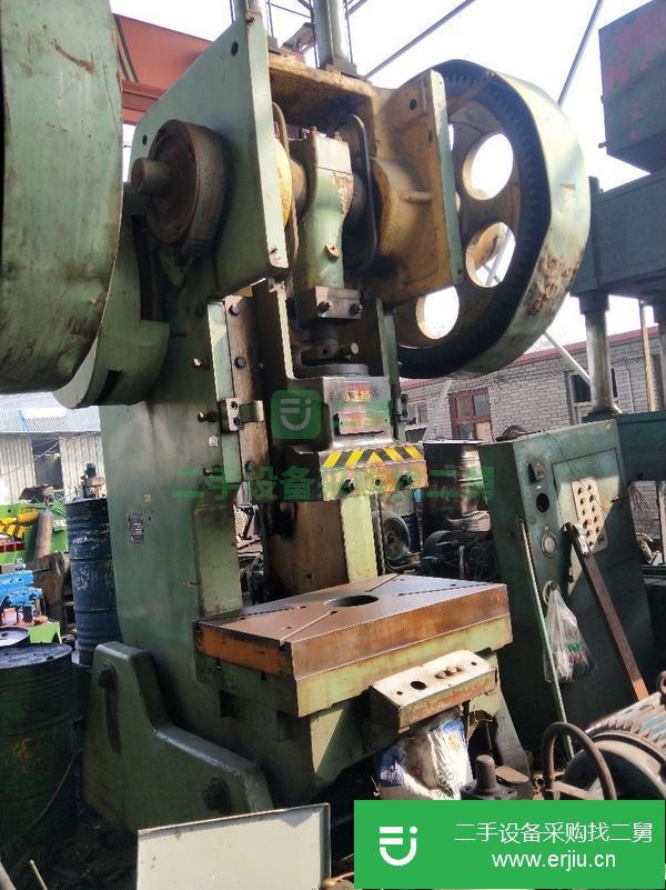 轉(zhuǎn)讓沃德精機125噸沖床壓力機上海二鍛100噸沖床160噸壓塊機