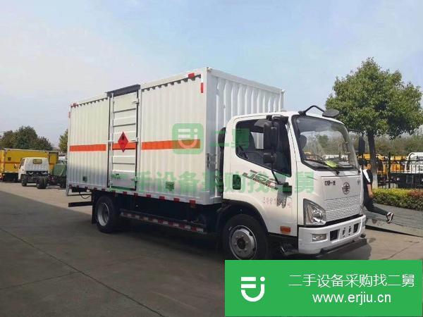 轉讓二手的九成新的箱式運輸車