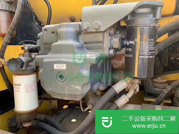 小松240-8挖掘機低價轉讓!