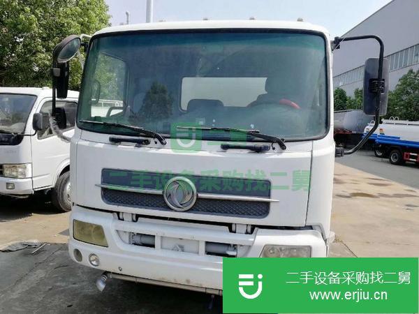 二手灑水車8噸到15噸著急出售