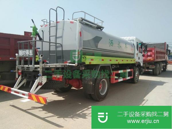 轉讓二手的東風D9軸距4500,15方灑水車康機180馬力