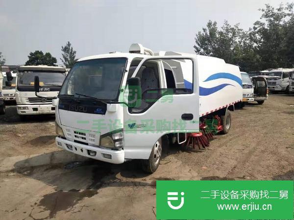 低價出售二手掃路車 五方現車 抓緊聯系