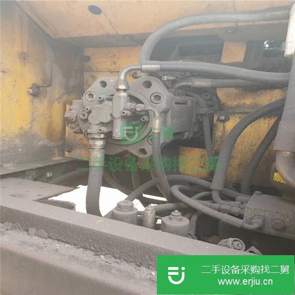 轉(zhuǎn)讓二手挖掘機小松220-8