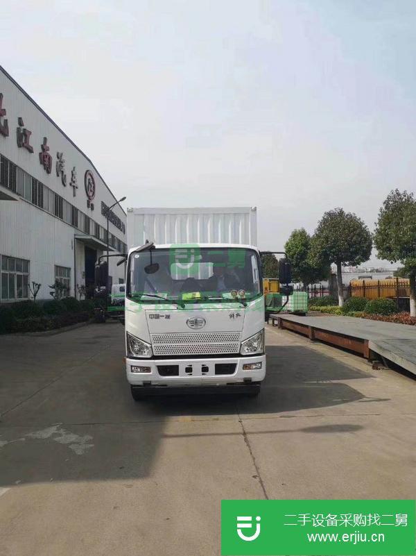 轉讓二手的九成新的箱式運輸車