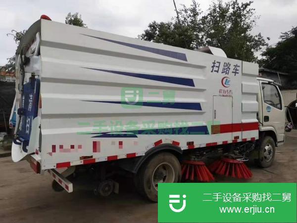 低價出售二手掃路車 五方現車 抓緊聯系