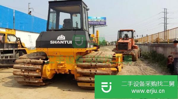 轉(zhuǎn)讓山推160推土機(jī)山推220推土機(jī)質(zhì)保一年