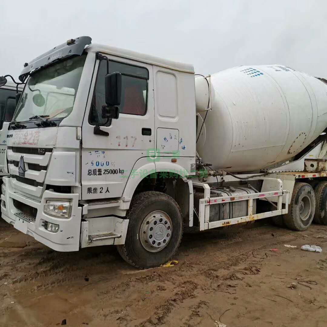 出售14年底國四豪沃?jǐn)嚢柢嚕?4方，車況好