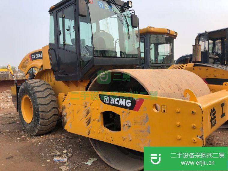 轉(zhuǎn)讓9成新二手徐工26噸壓路機(jī)