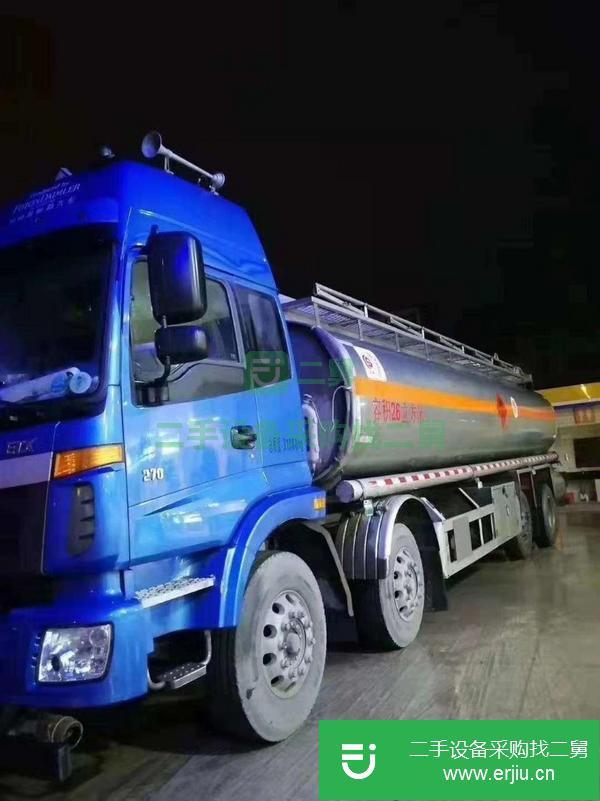 轉(zhuǎn)讓福田前四后六鋁合金運(yùn)油車、油罐車