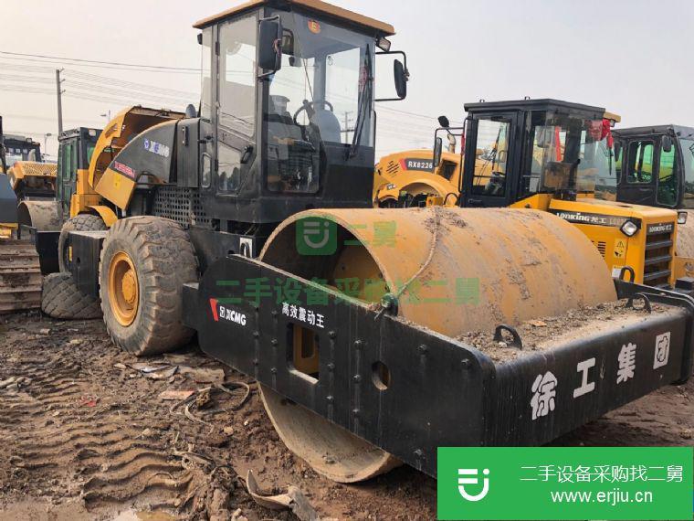 轉(zhuǎn)讓9成新二手徐工壓路機（26噸）